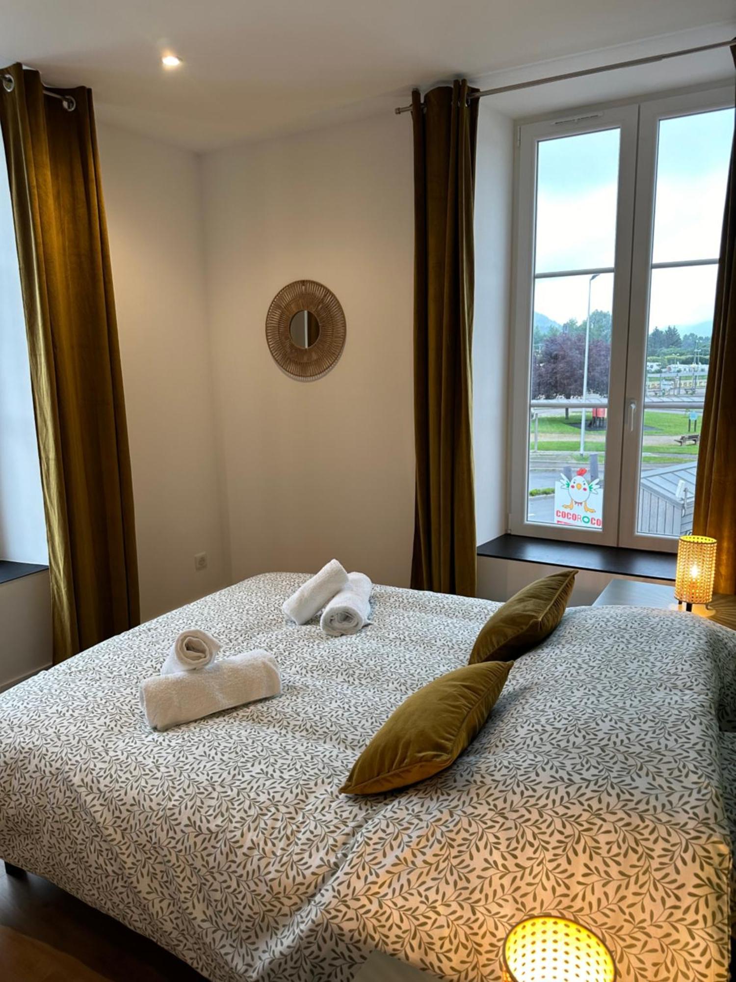 Appartement De La Gare 勒米尔蒙 外观 照片