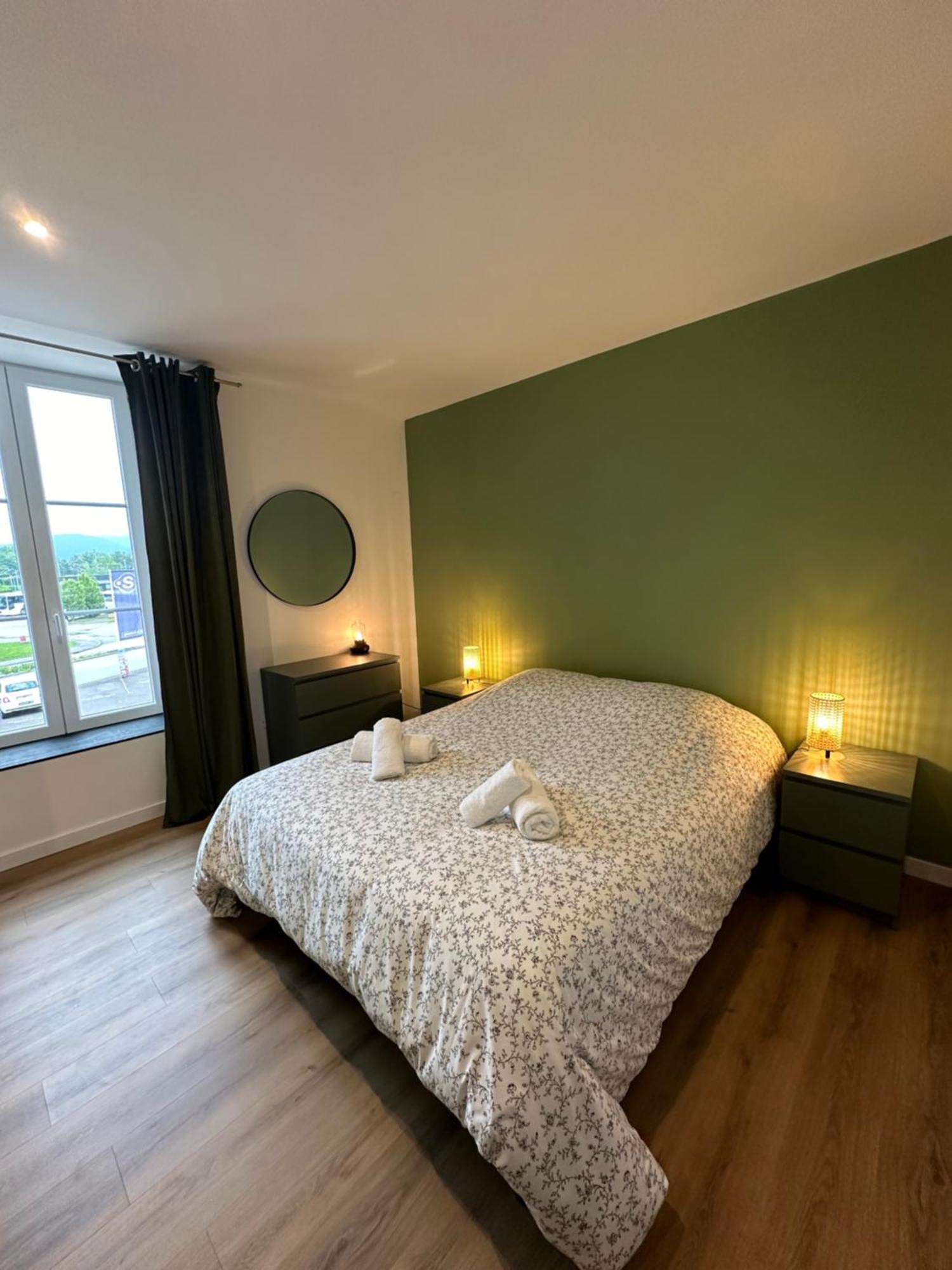 Appartement De La Gare 勒米尔蒙 外观 照片