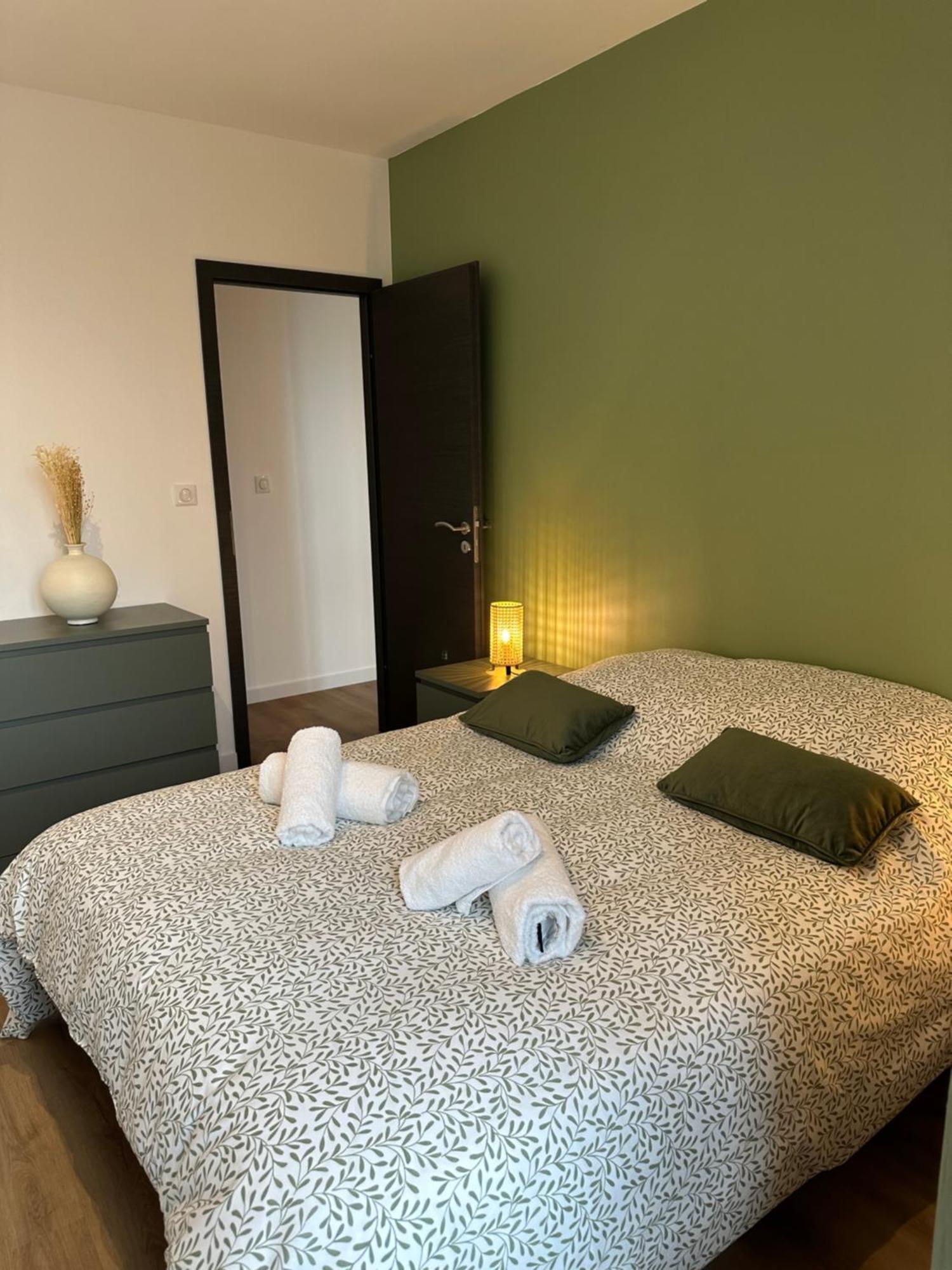Appartement De La Gare 勒米尔蒙 外观 照片